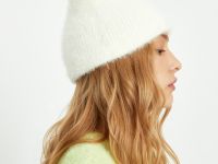 Вязаная шапка