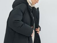 Утеплённая куртка с капюшоном, Черный