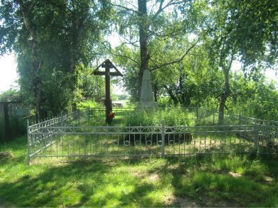 Братская могила воинов Советской Армии, погибших в годы Великой Отечественной войны 1941-1945 гг.