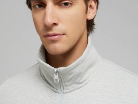 Толстовка на молнии с воротником-стойкой