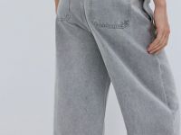 Широкие укороченные джинсы с ремнём, Серый