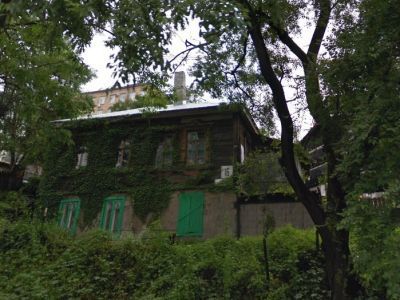 Дом, в котором находилась конспиративная квартира председателя Облревкома В. Шишкина в 1921 г.