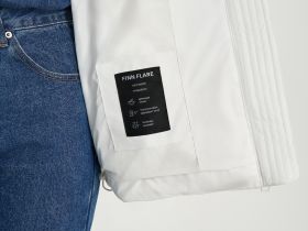 Пуховик с опушкой и воротником-стойкой