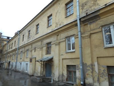 Служебный флигель (северный)