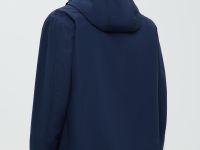 Ветровка с капюшоном