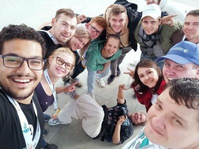 Сотрудница «Таас-Юрях Нефтегазодобычи» представила предприятие на международном форуме «Форсаж-2023»