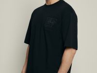 Оверсайз футболка с нагрудным карманом