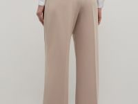 Брюки с защипами