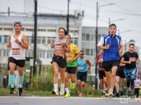 В Якутске стартовал чемпионат России по бегу на 100 км