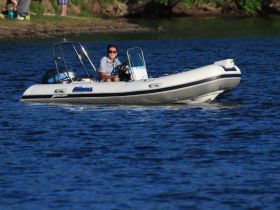 Лодка РИБ STORMLINE LUXE 450