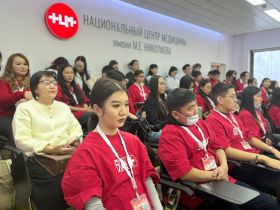 В Якутске стартовал республиканский форум волонтеров-медиков