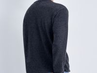 Джемпер прямого силуэта с округлым вырезом