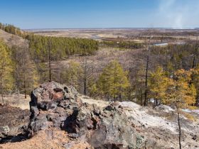 К древним вулканам Туймаады. Молотовская Падь, наскальные рисунки Туймаады