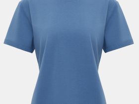 Футболка приталенного силуэта