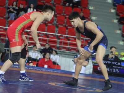 Борцы Якутии выступят на юниорском первенстве России