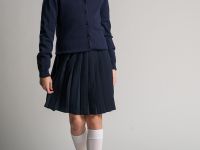 Кардиган с украшением из страз для девочки