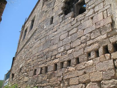 Дом Андил Алилай