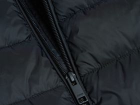 Ультралёгкий жилет с воротником-стойкой, Черный