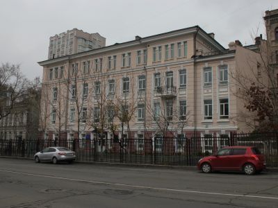 Здание Министерской женской гимназии (ныне - средняя школа № 9)