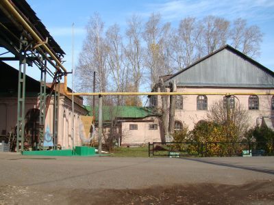 Здание сернокислотного производства завода Ушковых