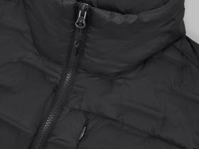 Стеганый пуховый жилет