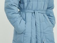 Стеганое утепленное пальто с капюшоном