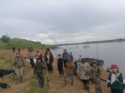 Учащиеся Маарского школьного лесничества принимают участие в акции #ЗеленыйЧетверг