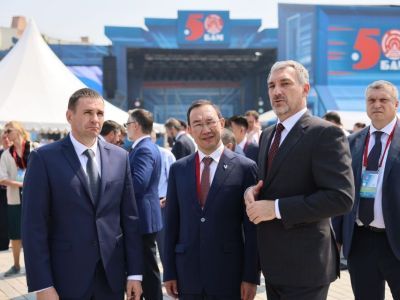 Глава Якутии в Тынде участвует в праздновании 50-летнего юбилея БАМа