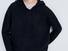 Вязаное худи прямого силуэта