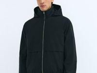 Ветровка с потайным капюшоном, Черный