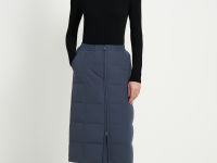 Утепленная юбка на молнии прямого силуэта