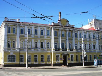 Здание казенной Таврической палаты (архитектор А.И.Карапетов)