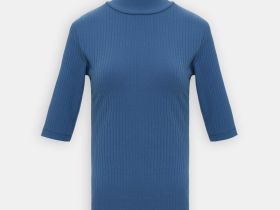 Джемпер с коротким рукавом и воротником-стойкой