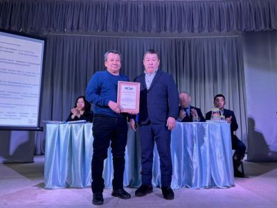 Отчет правительства Якутии завершился в Момском районе