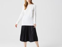 Женский свитер Lacoste в полоску