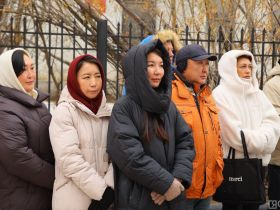 В Якутске открыли мемориальную доску первому директору ГТРК «Саха»