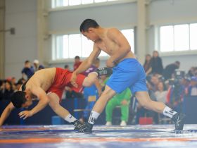 В Таттинском районе стартовали предварительные схватки по хапсагаю