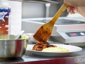 В Якутске прошёл кулинарный конкурс для школьников «Тарбаахтаптыы астыахха»