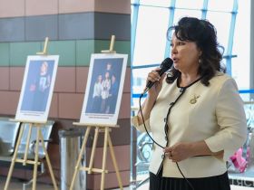 Фотовыставку «Семья героя» открыли в аэропорту Якутска