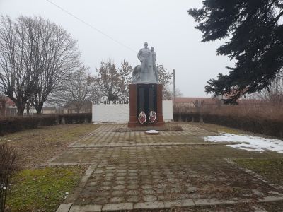 Братская могила