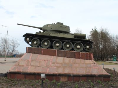 Памятник героям Курской битвы