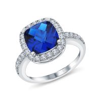 Серебряное кольцо с фианитами