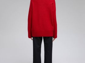 Свитер с шерстью