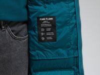 Утепленное полупальто с капюшоном