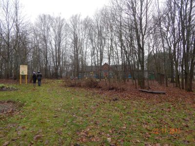 Плодопитомник «Руднянский» (ныне территория совхоза «Ударник») – здесь в 1930-1934 годах была создана широкозахватная льнотеребилка местным изобретателем Василием Дорониным