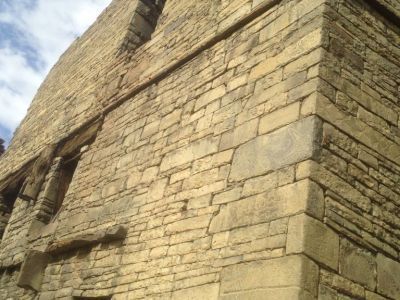 Резные камни с арабскими письменами и изображениями (14 единиц)