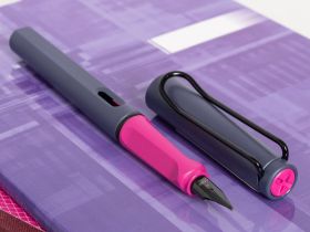 Ручка перьевая Lamy "safari 0D7", Pink cliff, EF