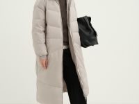 Пуховик с воротником-стойкой