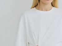 Футболка с брошью, Белый