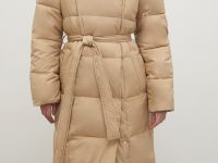 Стеганое утепленное пальто с поясом